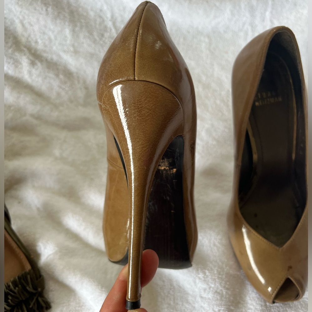 Stuart Weitzman Size 8.5 Heel. Tan Pattent Leathe… - image 5